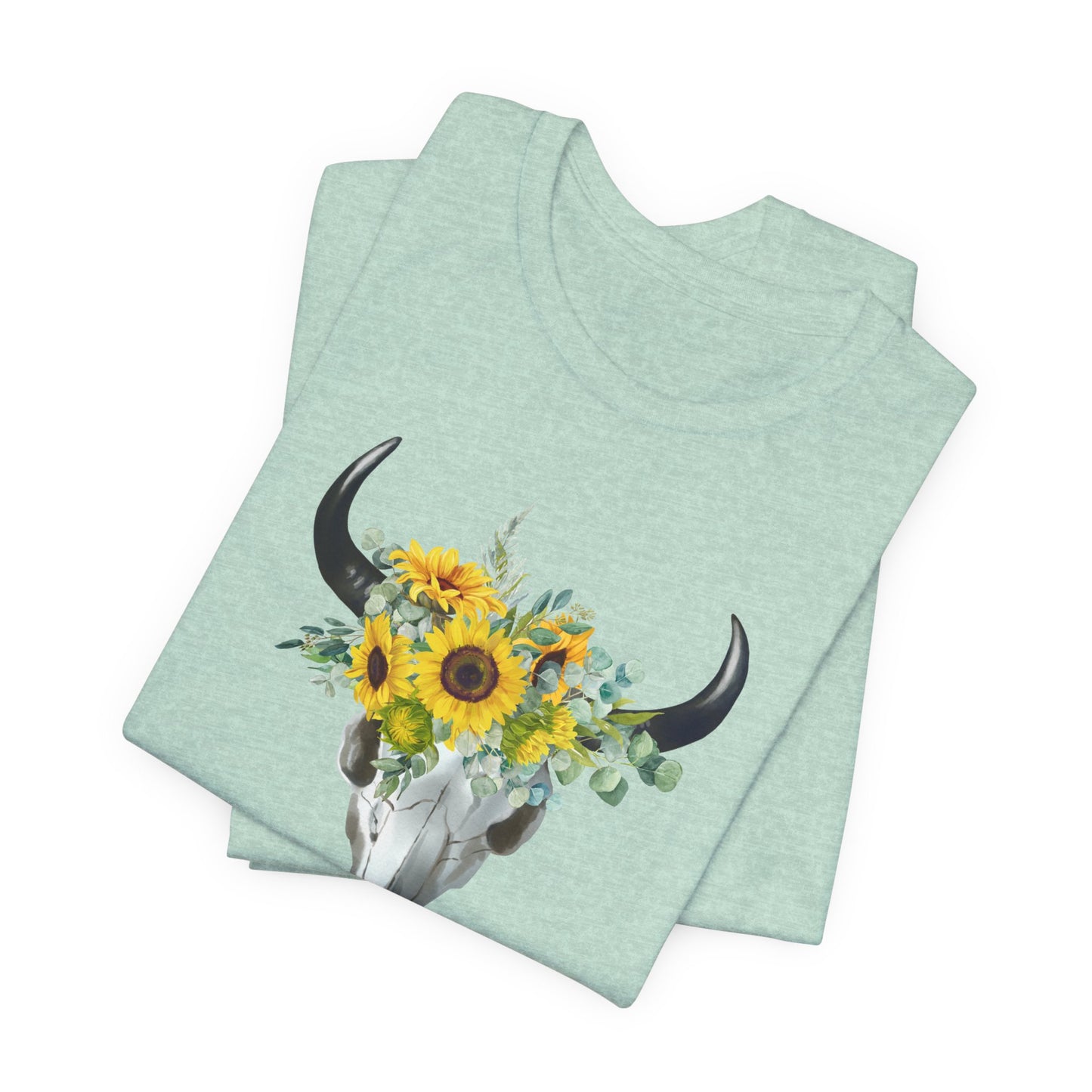Floral Skull Graphic Tee, Cow Skull Shirt, Flower Pattern Top, Boho Style Summer Tee, Nature Lover Gift, Vintage Aesthetic T-shirt