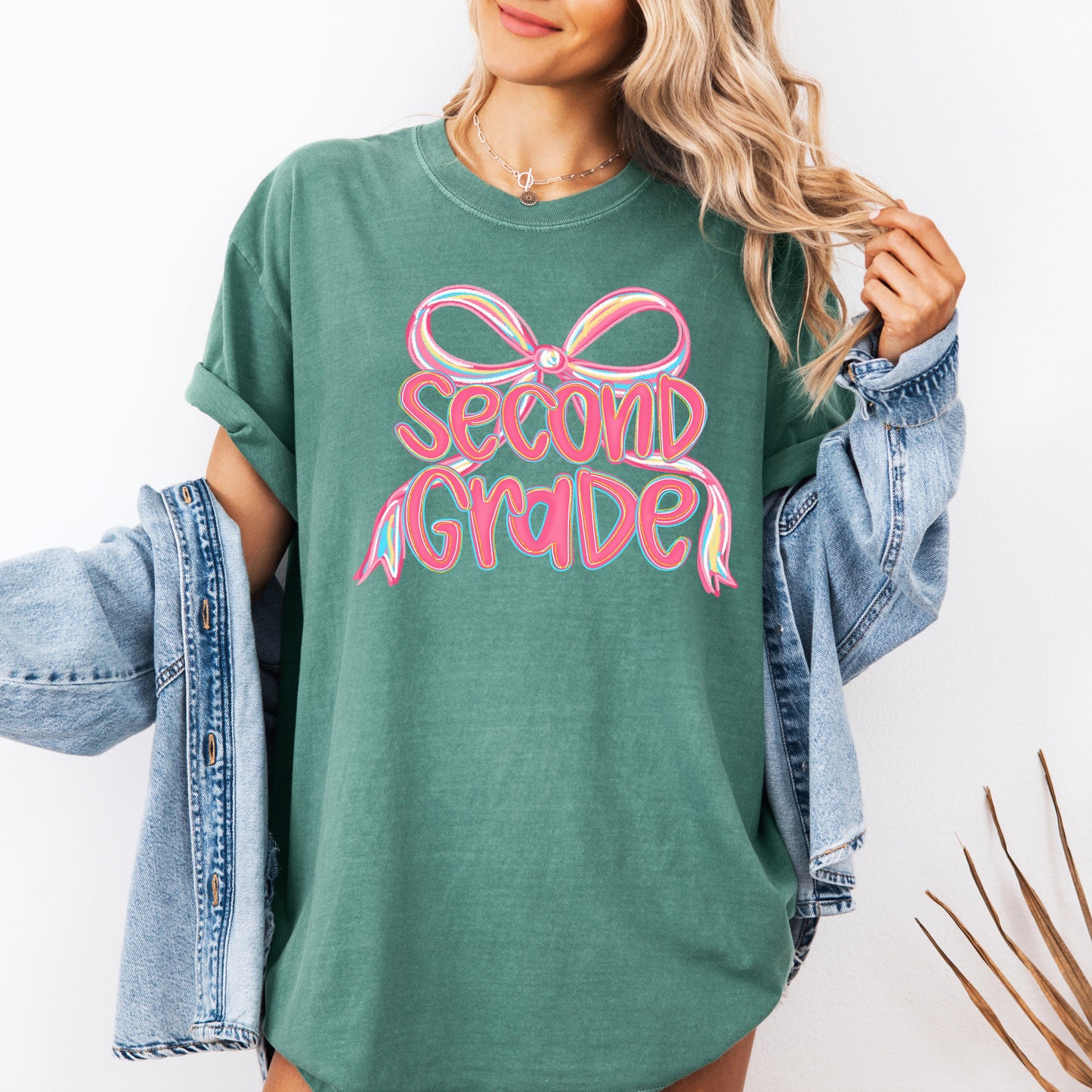 Second Grade, Neon Pink, Teacher, Back to School, Bow, First Day of School, Cute, Teacher Appreciation, Coquette, Comfort Colors T-Shirt