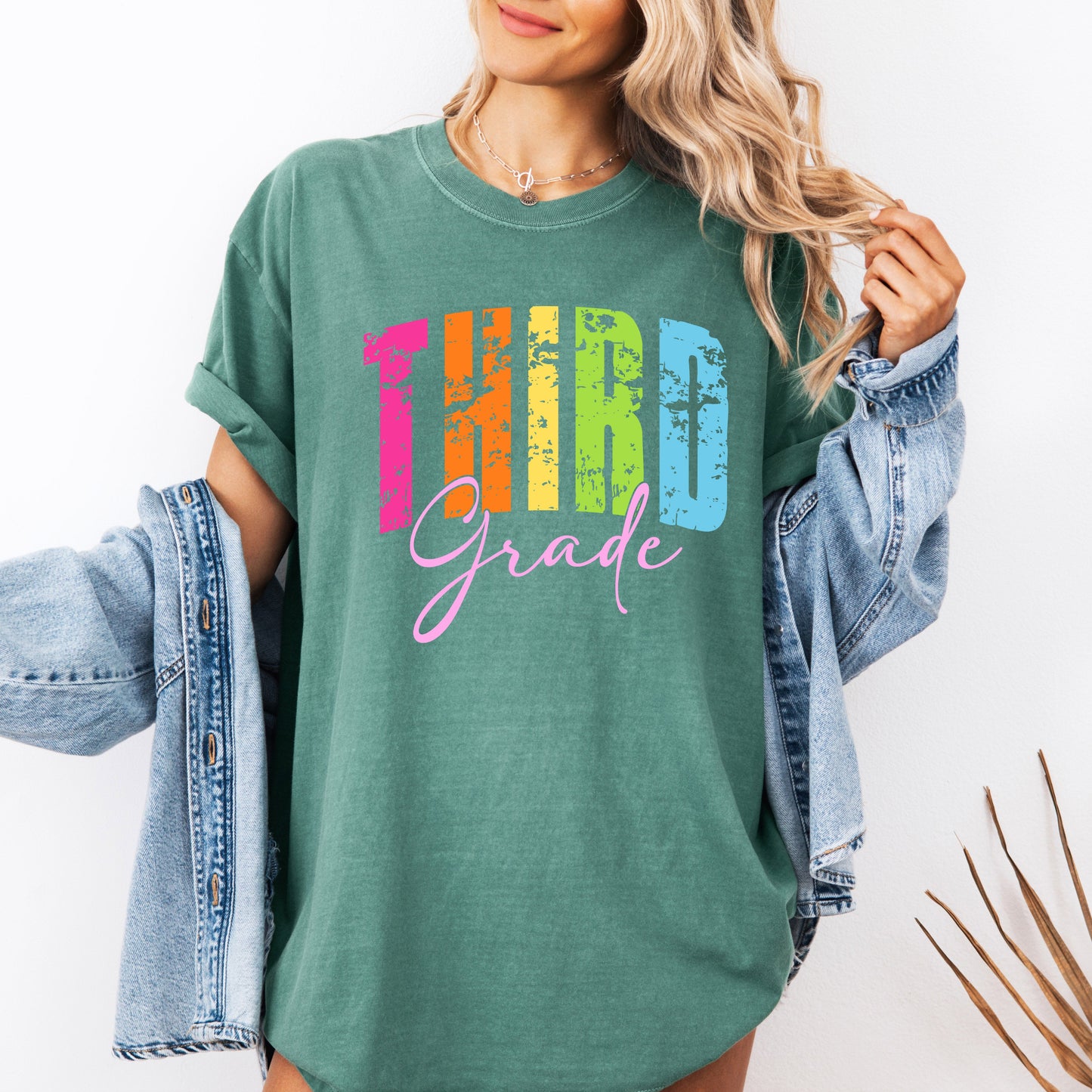 Third Grade, Retro, Teacher, Back to School, First Day of School, Cute, Teacher Appreciation, Coquette, Comfort Colors T-Shirt