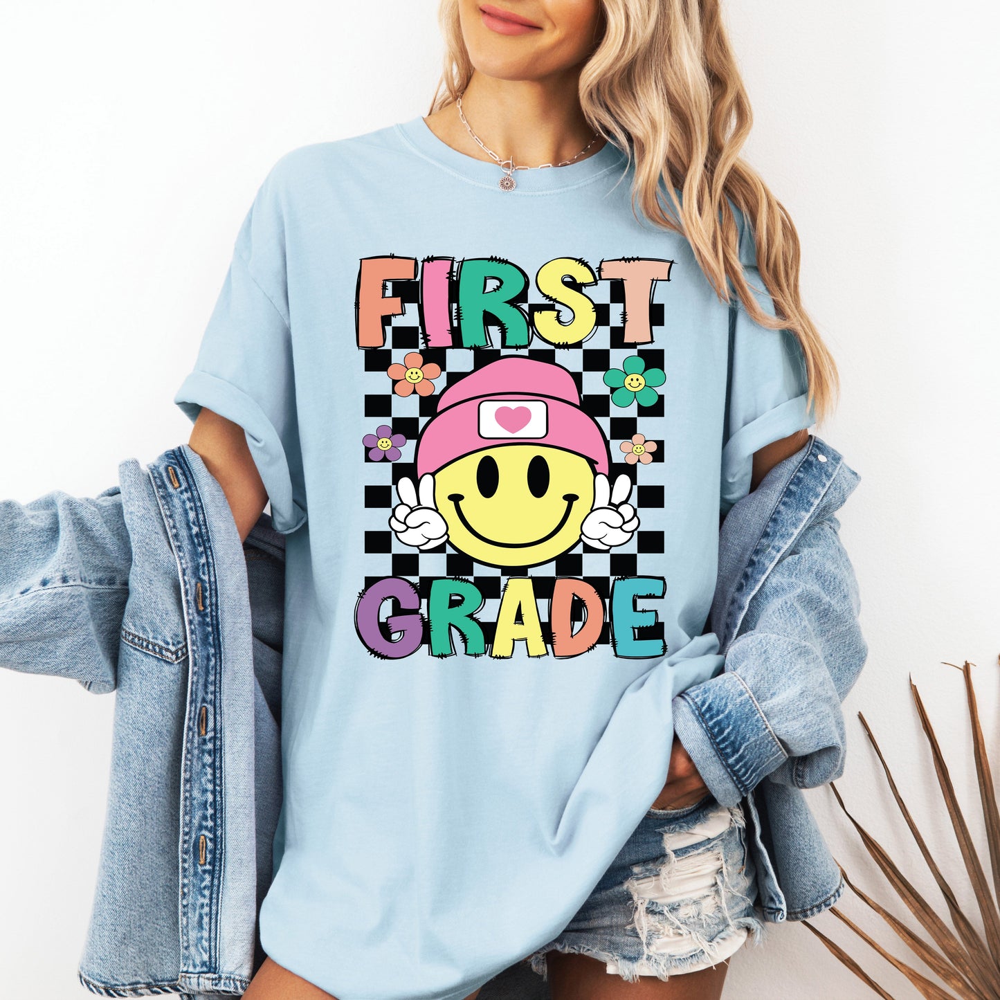 First Grade, Smiley Face, Teacher, Back to School, First Day of School, Cute, Teacher Appreciation, Coquette, Comfort Colors T-Shirt