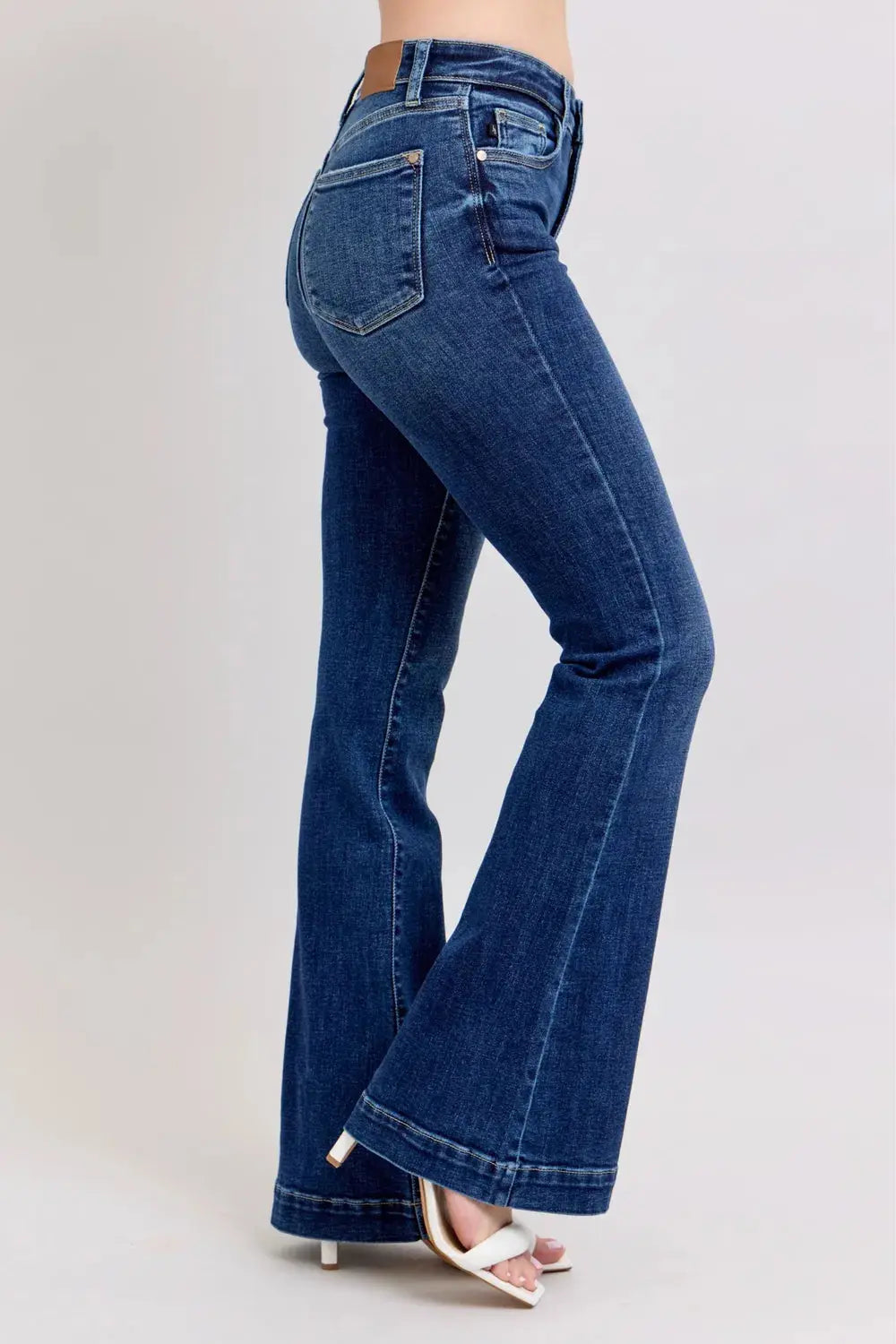 Full Size High Rise Flare Judy Blue Jeans with Pockets