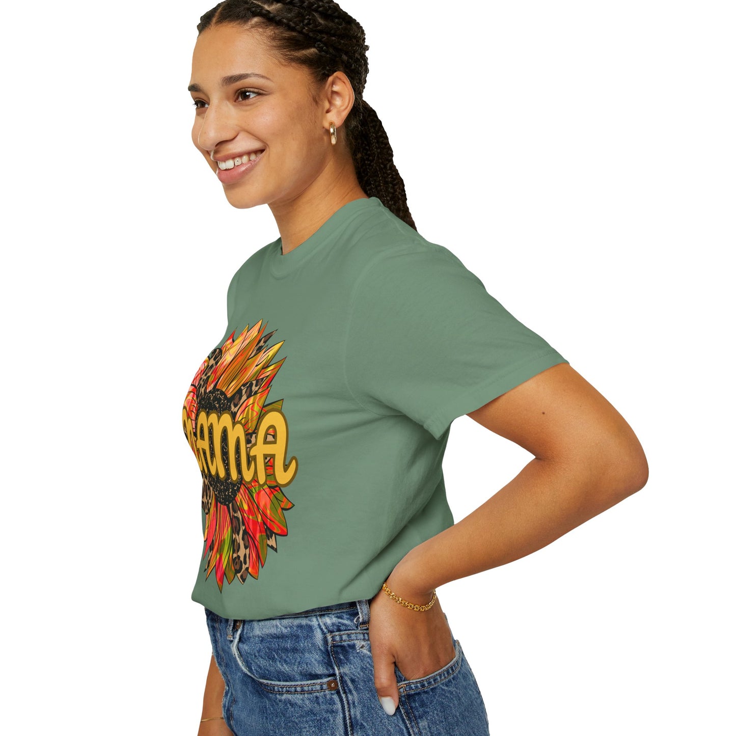 Mama Sunflower Graphic T-Shirt | Perfect Gift for Moms | Casual Wear | Mother’s Day, Birthdays, Everyday Comfort