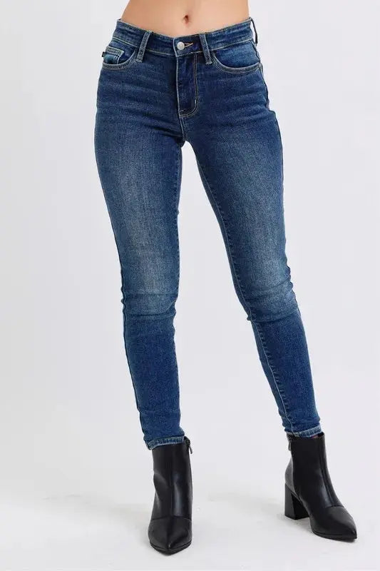 Full Size/Plus Size Mid-Rise Skinny Judy Blue Jeans with Thermal Lining