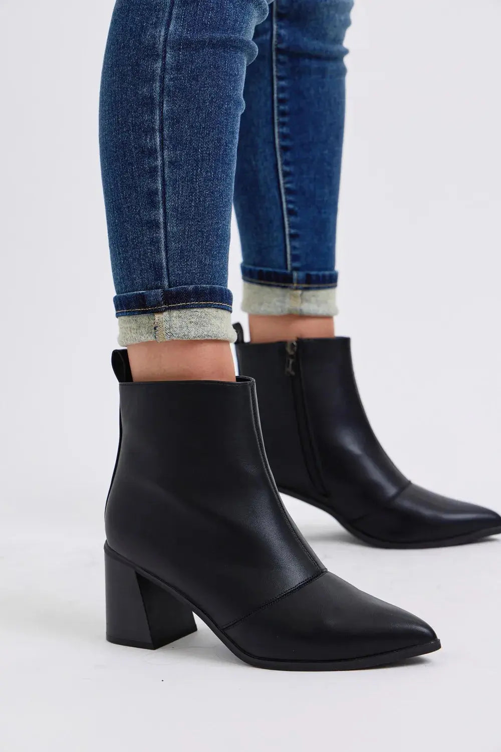 Full Size/Plus Size Mid-Rise Skinny Judy Blue Jeans with Thermal Lining