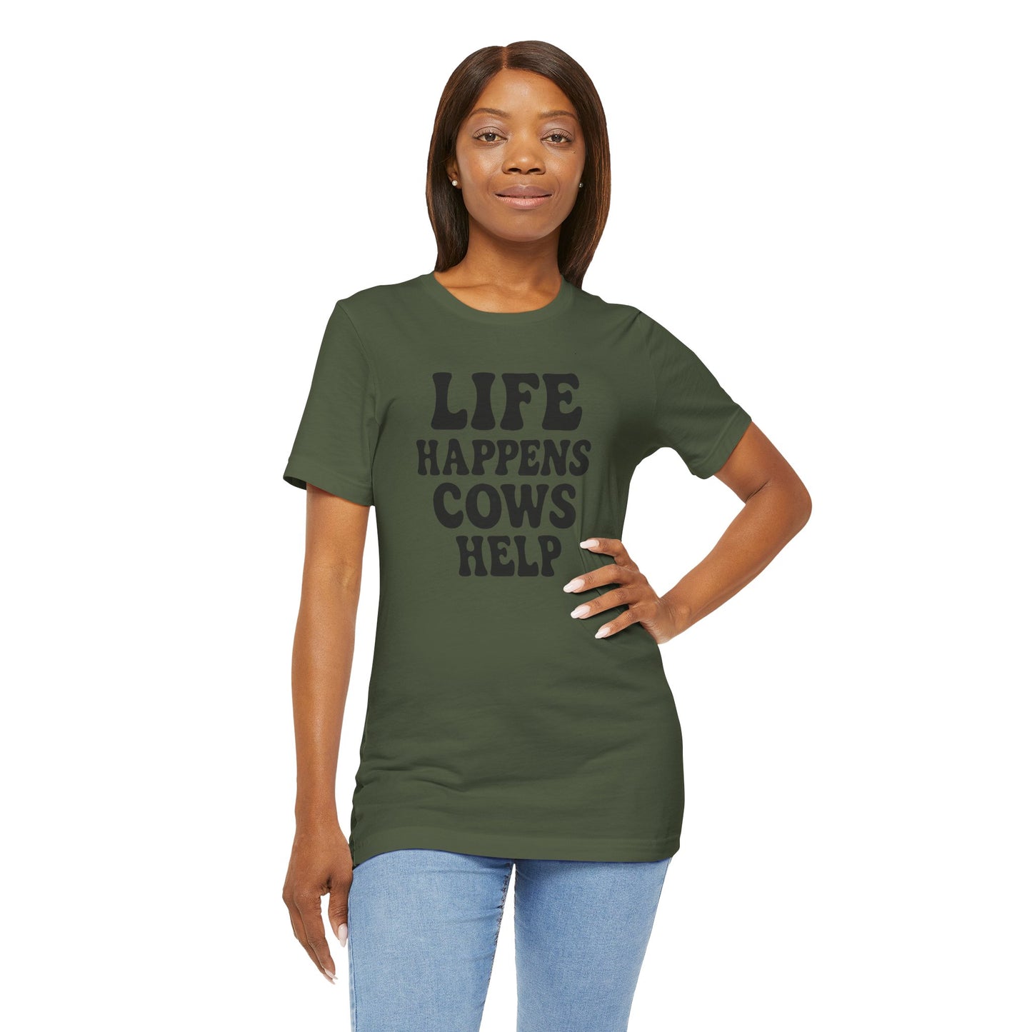 Funny Cow-Themed Tee: "Life Happens, Cows Help" - Perfect for Farm Lovers, Birthdays, and Casual Outings