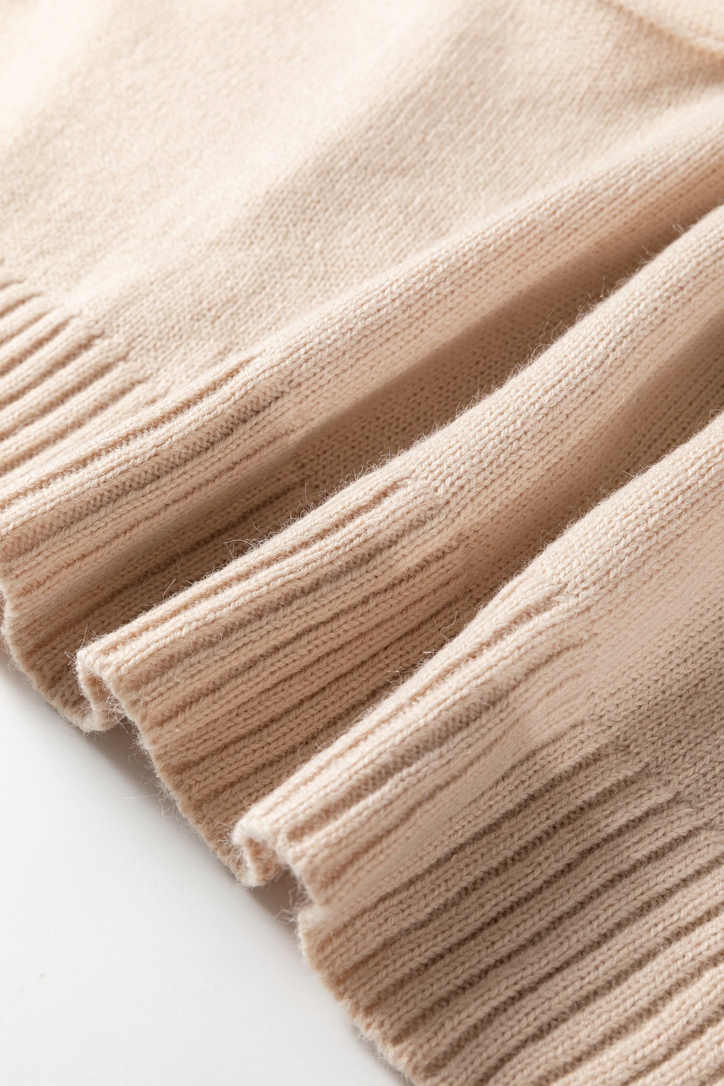 Solid Ribbed Trim Deep V-Neck Sleeveless Tunic Sweater