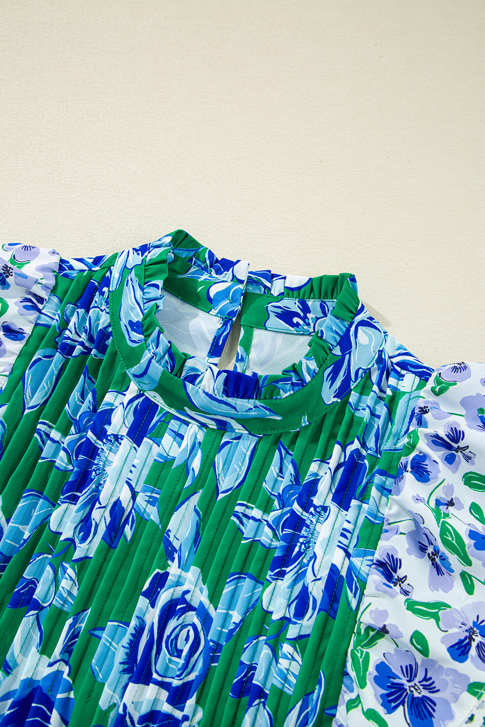 Floral Lace Trim Ruffle Sleeve Pleated Blouse