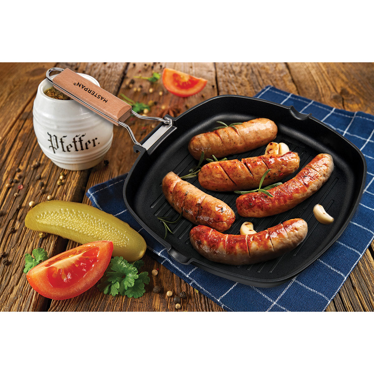 MASTERPAN Nonstick Grill Pan with Folding Handle, 8" (20cm)