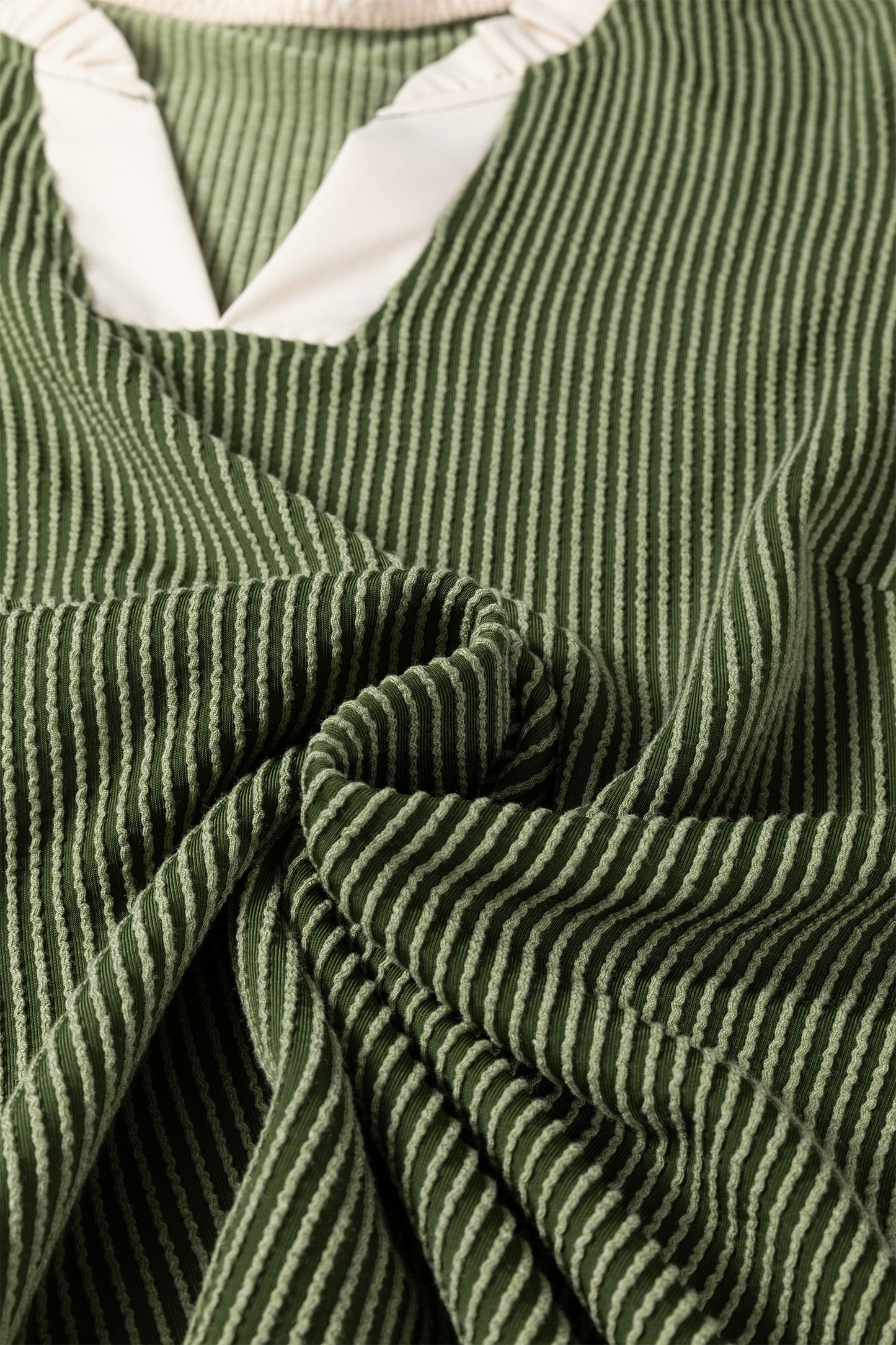 Plus Size Colorblock Corded Knit Ruffle Sleeve Blouse