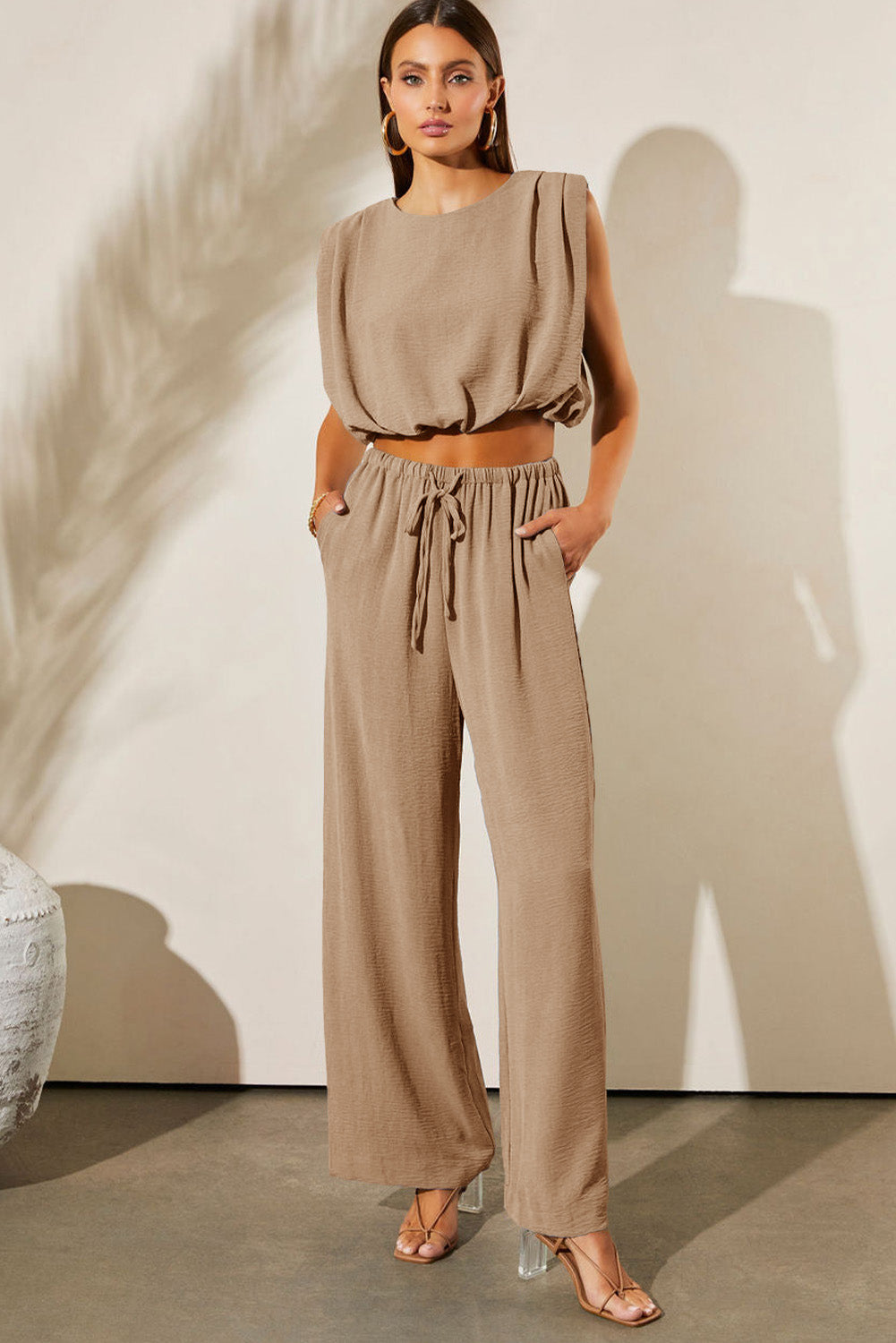 Solid Keyhole Puffy Tank and Pants Set