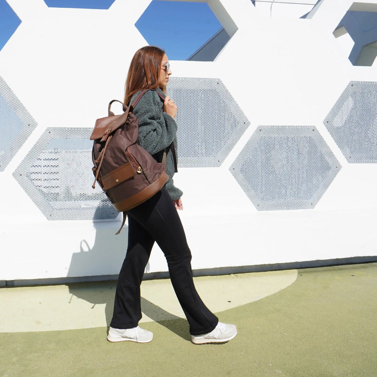 Eleganza 25L Backpack