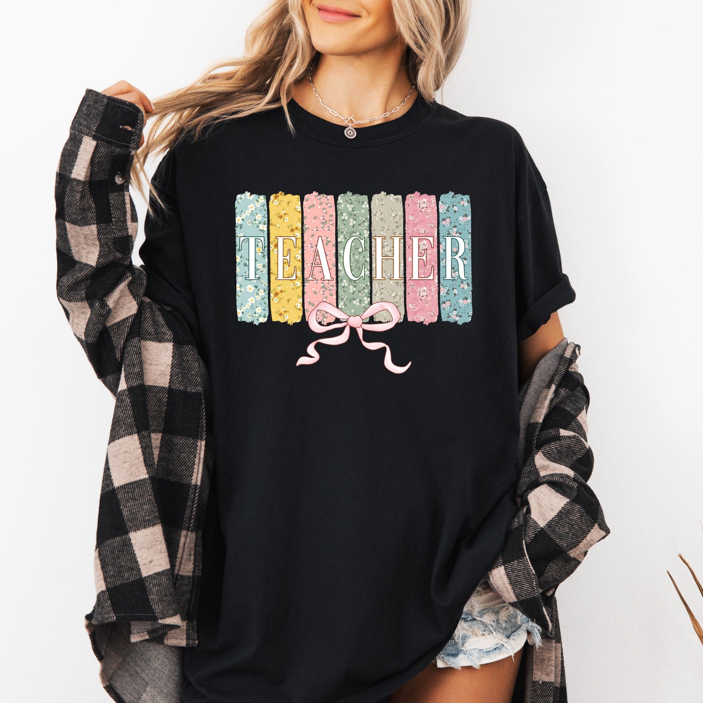 Teacher, Wildflowers, Bow, Back to School, First Day of School, Cute, Teacher Appreciation, Coquette, Comfort Colors T-Shirt