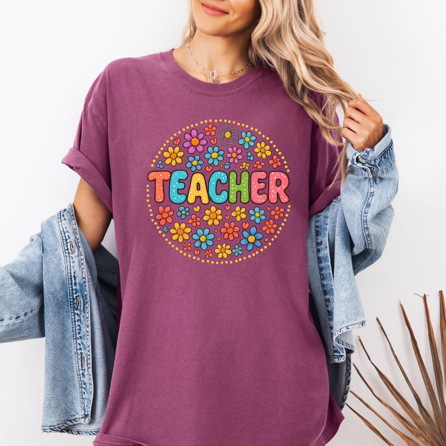 Teacher, Floral, Retro, Back to School, First Day of School, Cute, Teacher Appreciation, Coquette, Comfort Colors T-Shirt