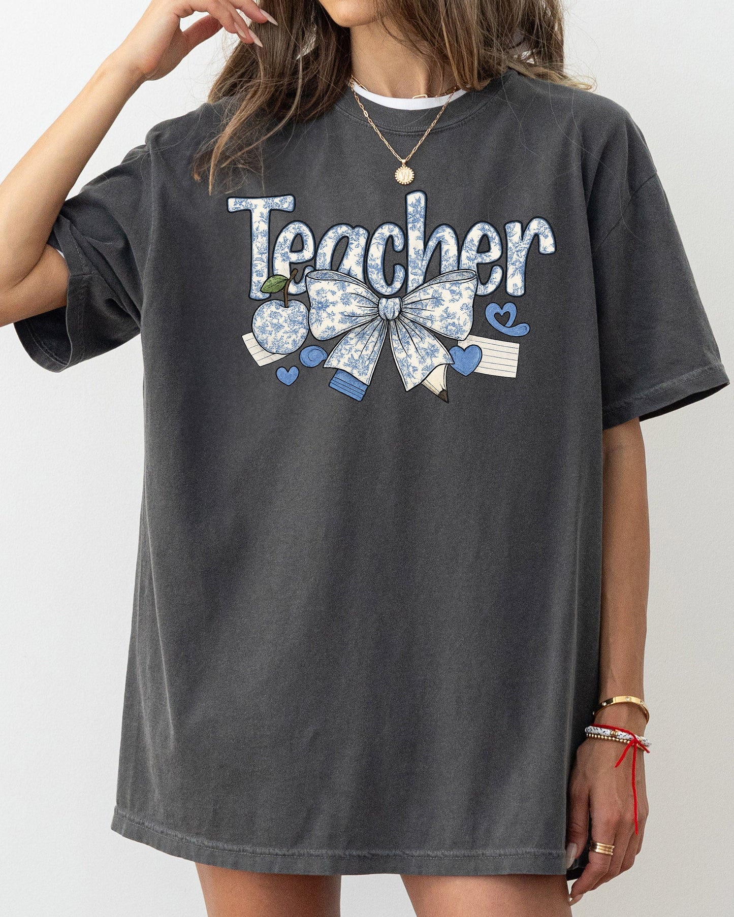 Teacher, Chinoiserie, Bow, Floral, First Day of School, Cute, Teacher Appreciation, Coquette, Comfort Colors T-Shirt