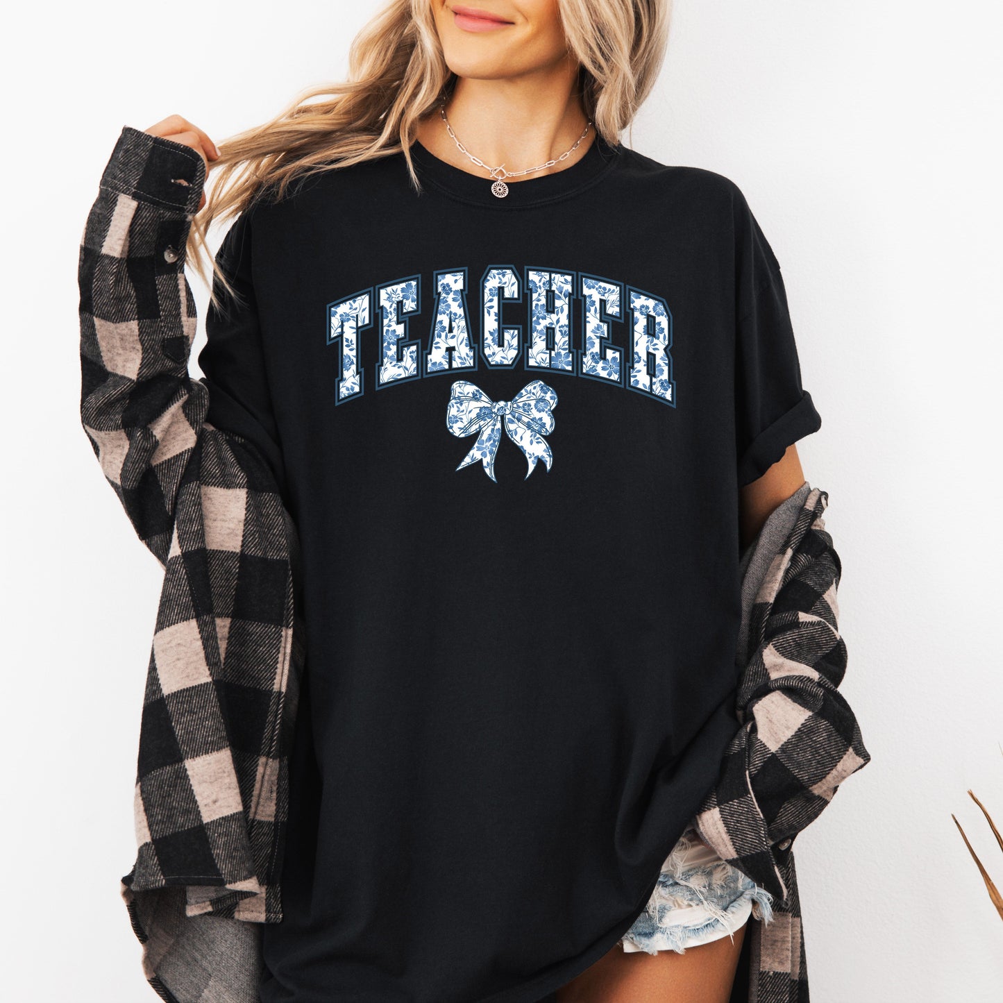 Teacher, Bow, Blue Floral, First Day of School, Cute, Teacher Appreciation, Coquette, Comfort Colors T-Shirt