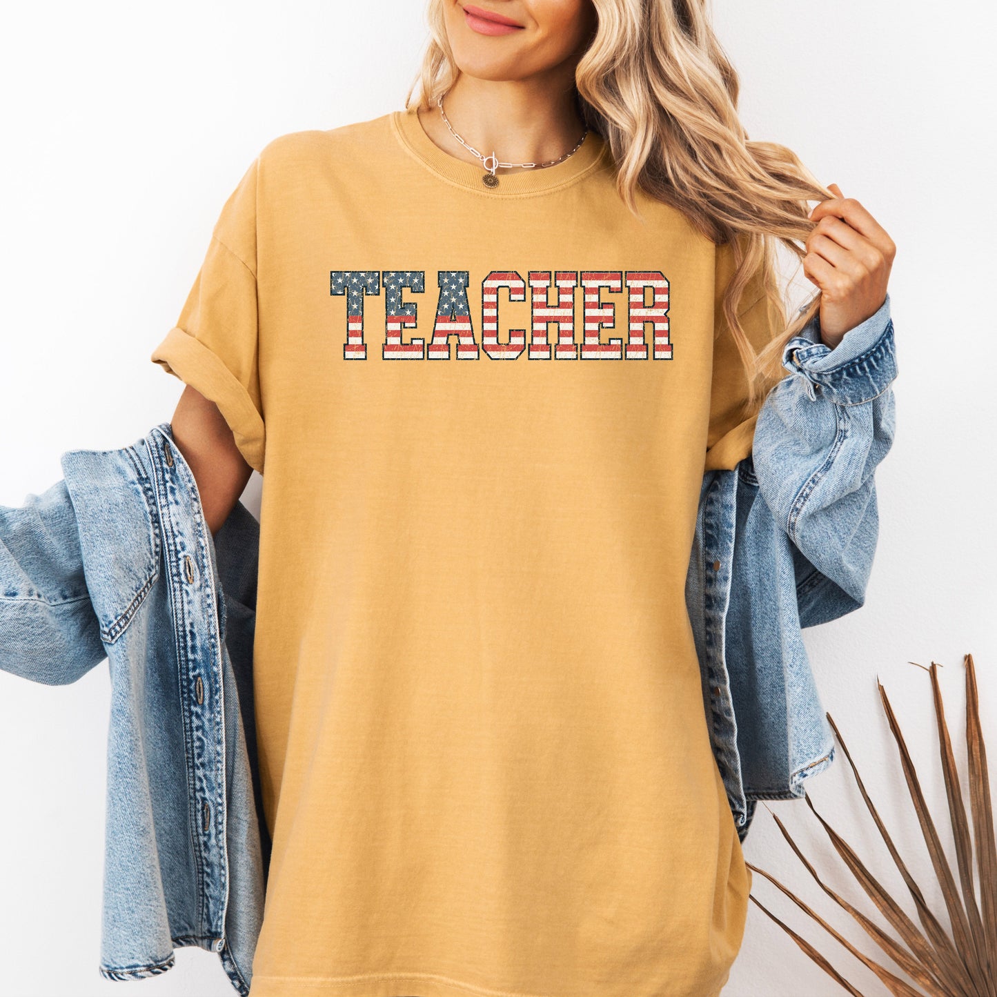 Teacher, USA Flag, Retro, First Day of School, Cute, Teacher Appreciation, Coquette, Comfort Colors T-Shirt