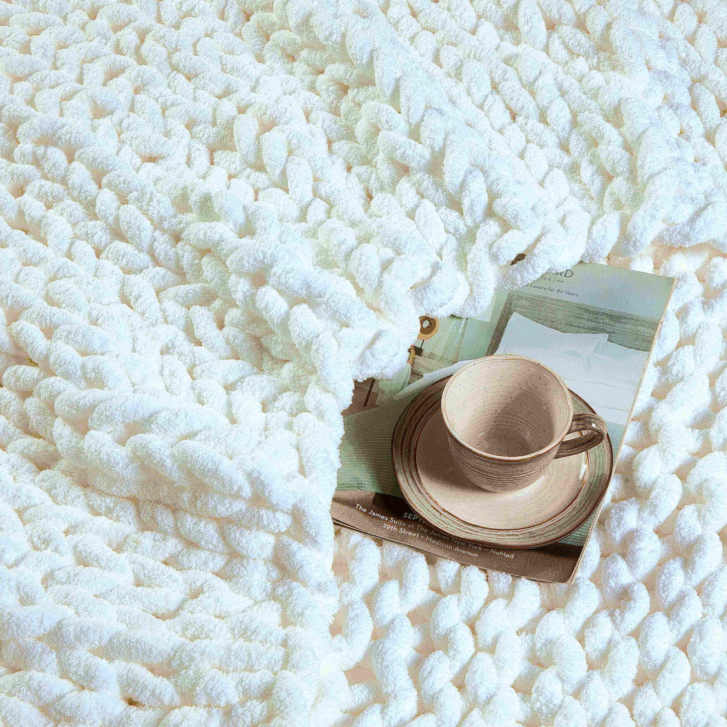 Kathy Ireland Chunky Knit Chenille Throw Blanket