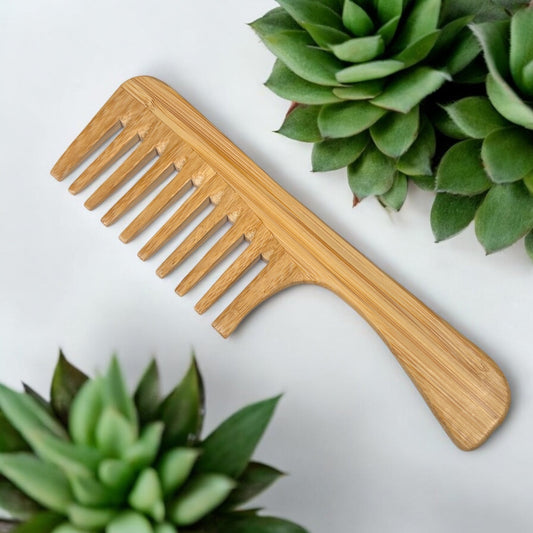 Bamboo Wide Tooth Comb with Handle | Flat Tips