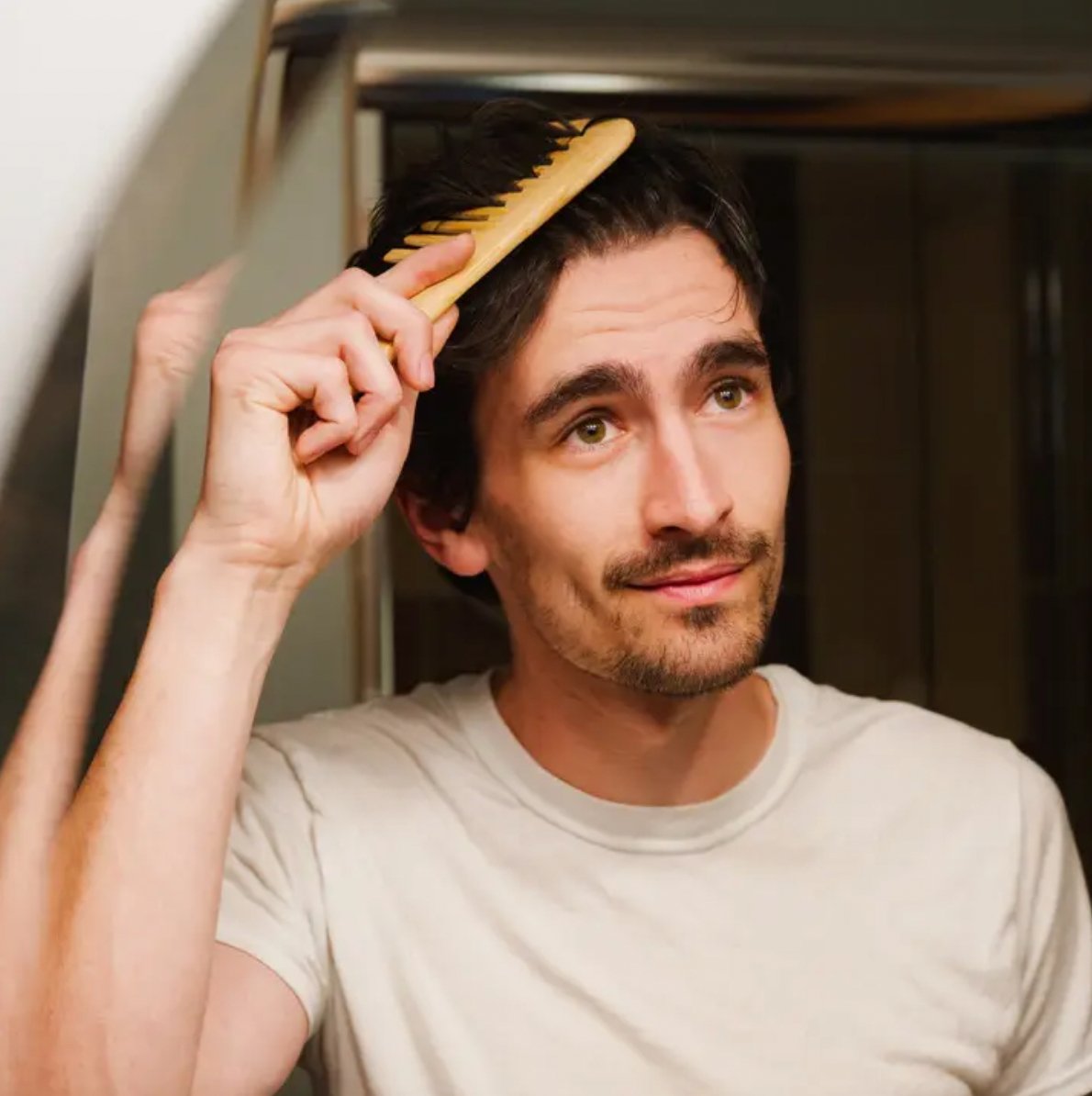 Bamboo Wide Tooth Comb with Handle | Flat Tips