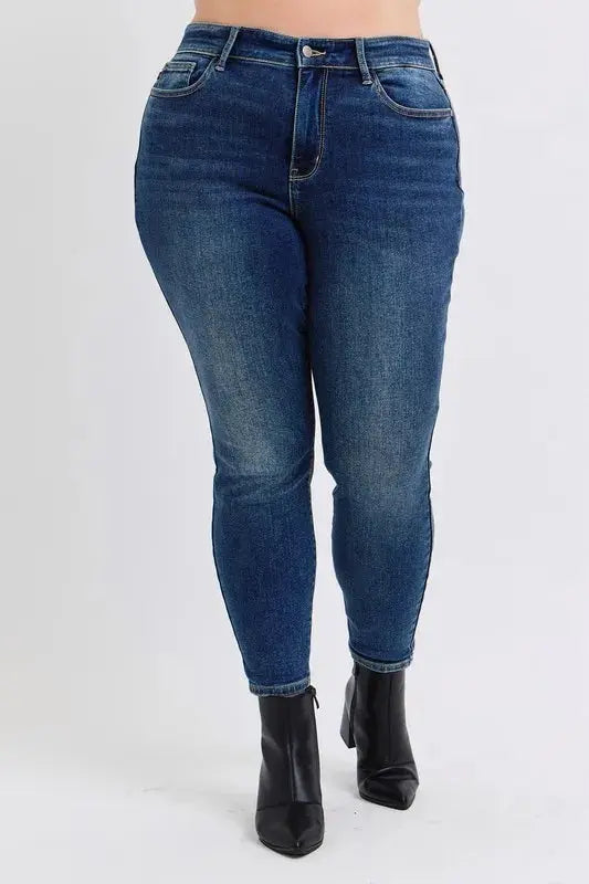 Full Size/Plus Size Mid-Rise Skinny Judy Blue Jeans with Thermal Lining