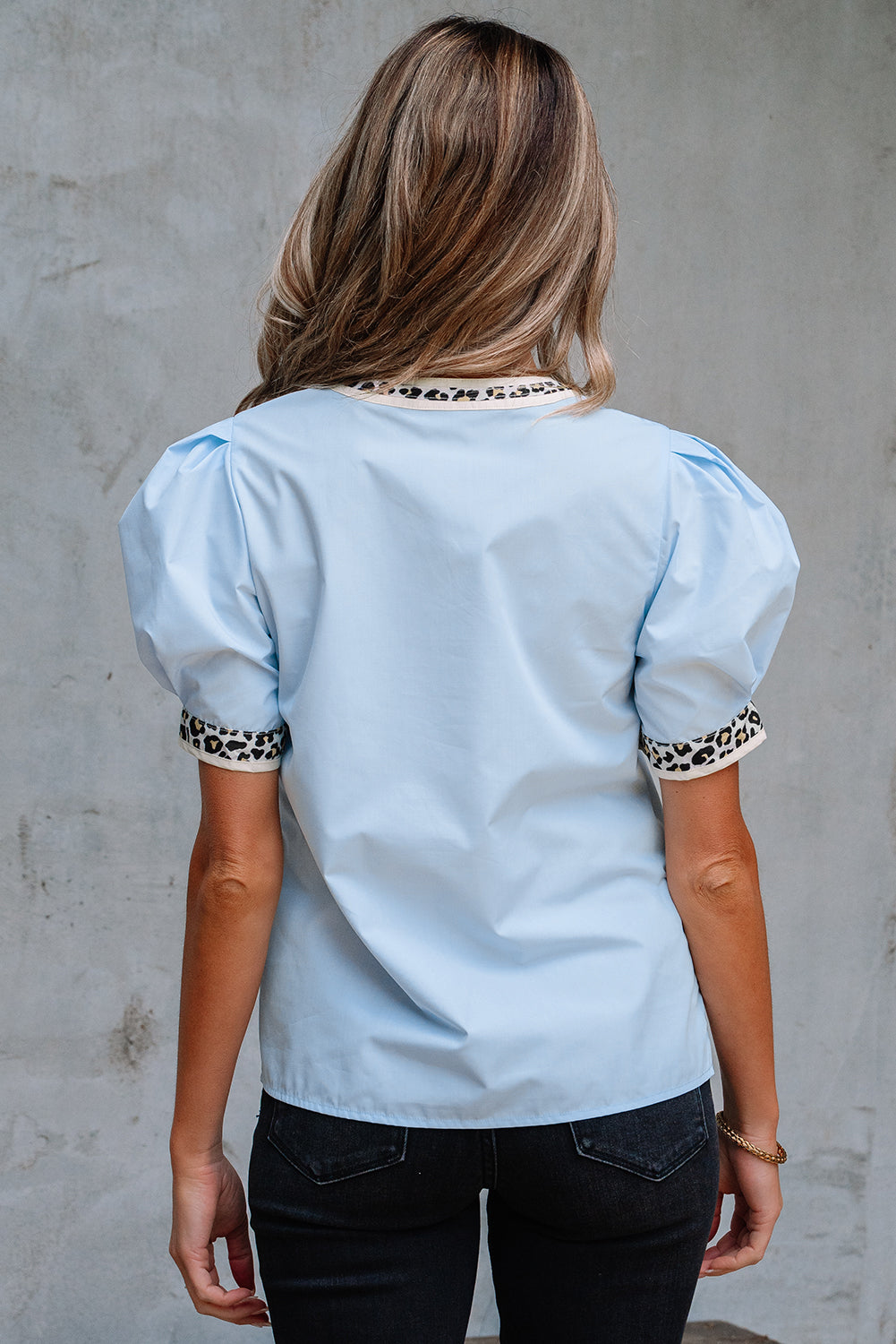 Leopard Contrast Trim Split Neck Puff Sleeve Blouse