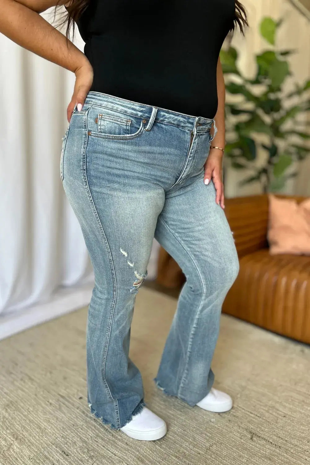Plus Size Medium Rise Tummy Control Destroy Flare Judy Blue Jeans