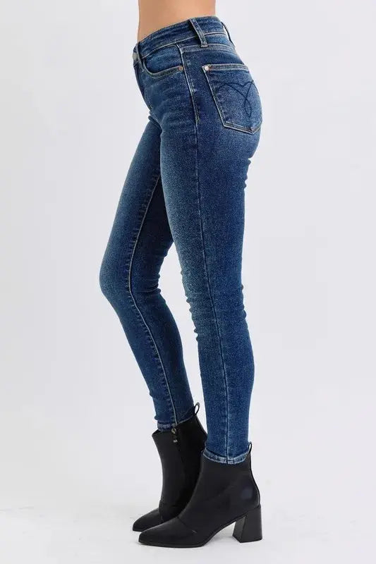 Full Size/Plus Size Mid-Rise Skinny Judy Blue Jeans with Thermal Lining