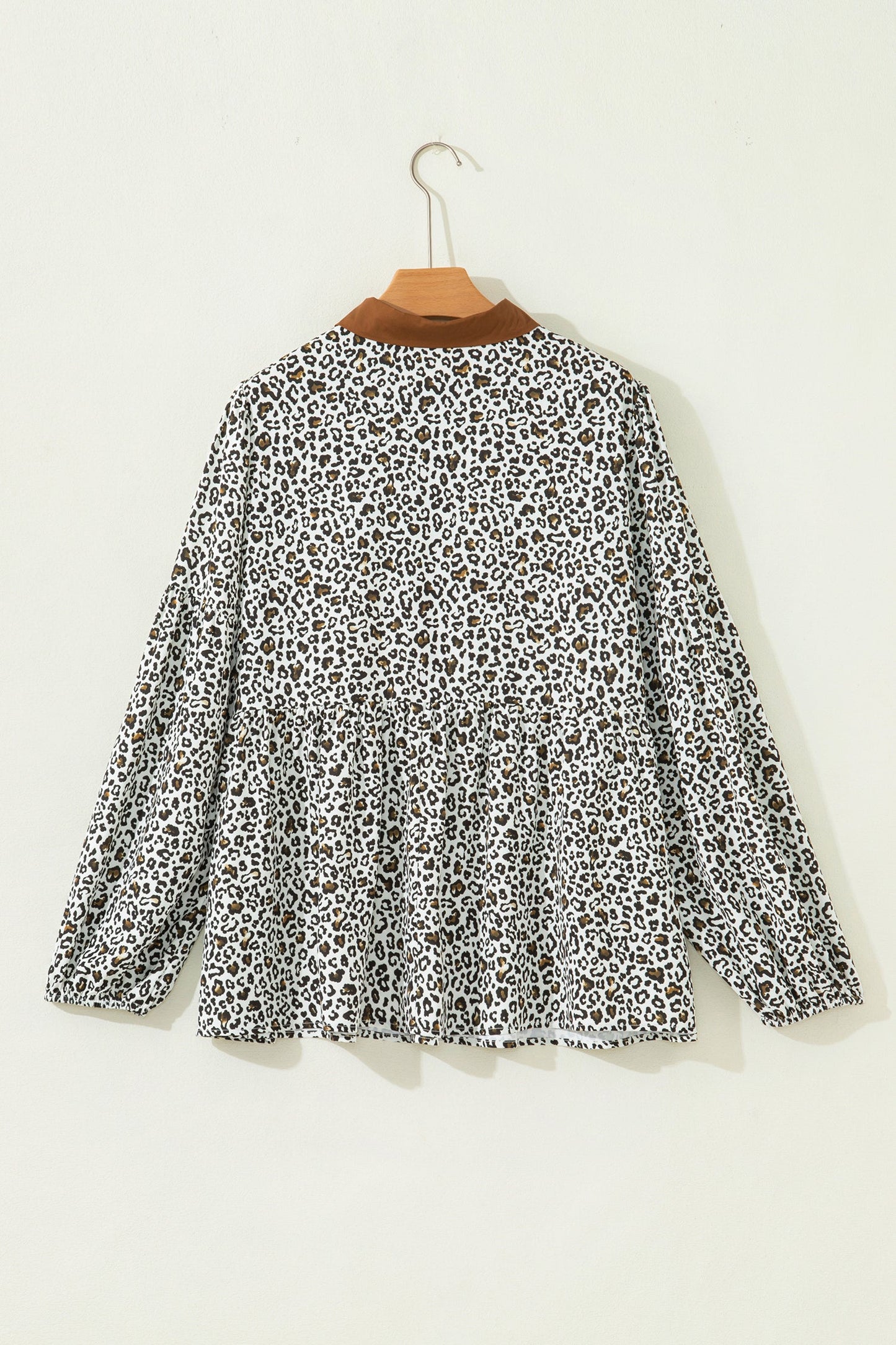 Plus Size Leopard Contrast Trim Puff Sleeve Blouse